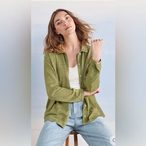 Poetry Organic Cotton & Hemp jersey shirt.  Fern green